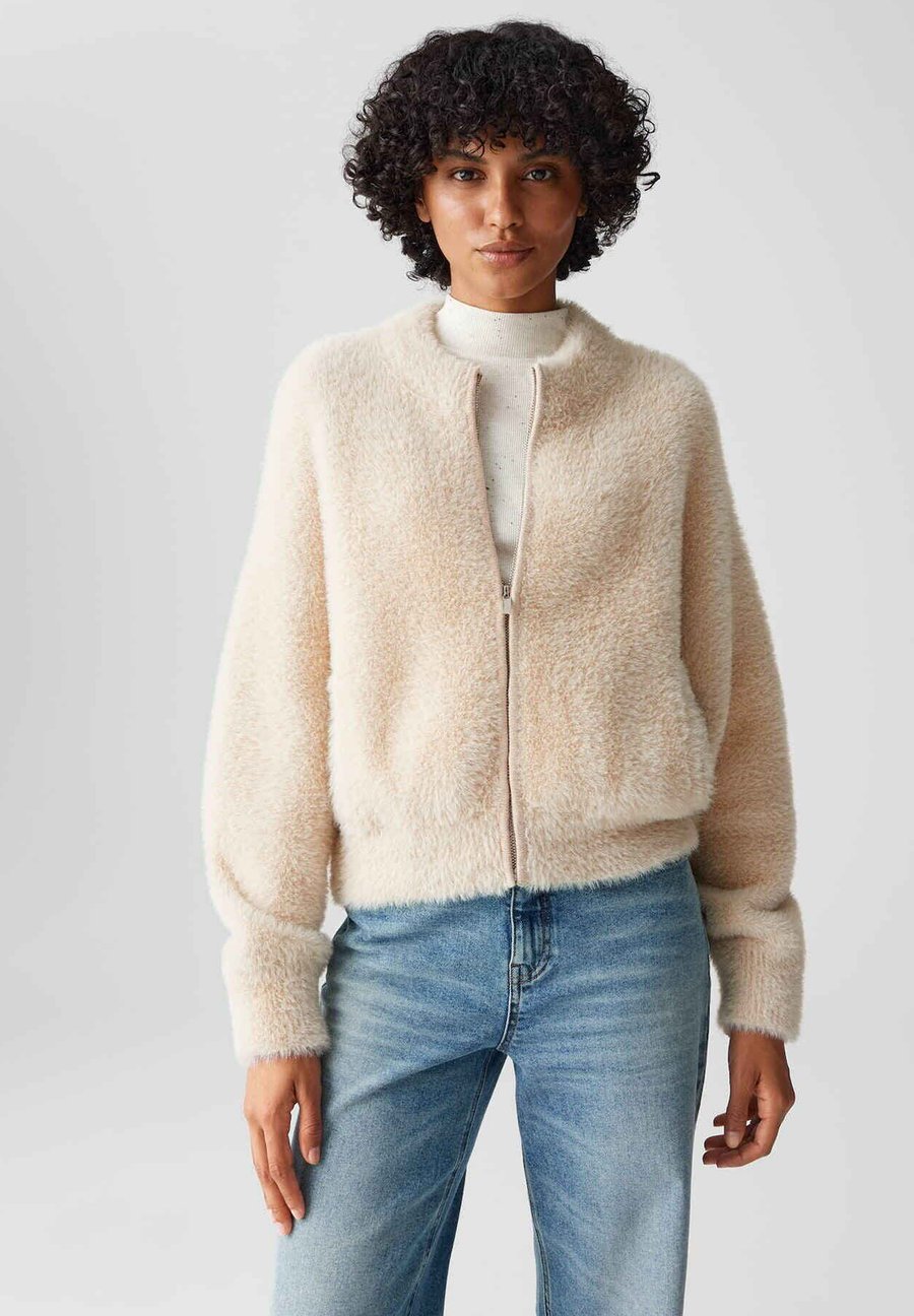 Кардиган OPUS RELAXED FIT, Macadamia/Beige
Кардиган OPUS RELAXED FIT, Macadamia/Beige