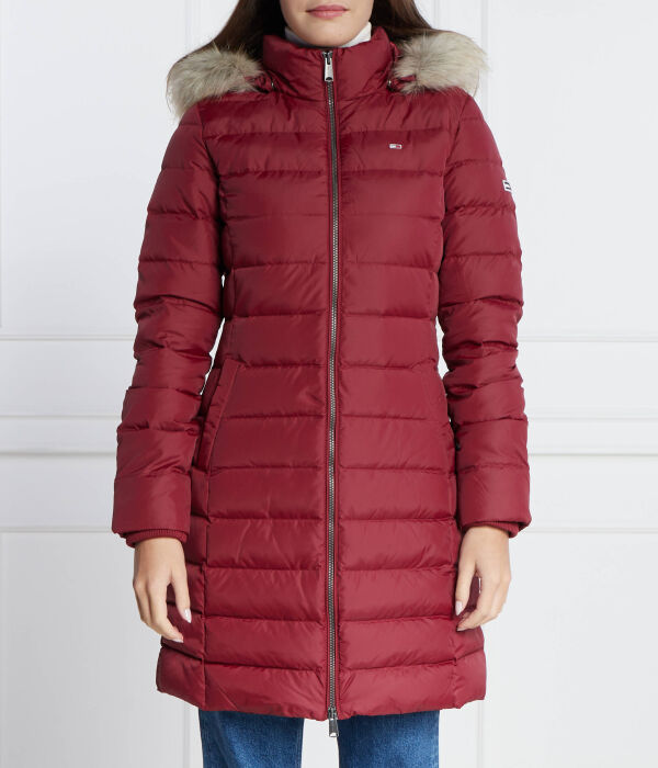 Пальто женское Tommy Jeans Tjw Essential стеганое приталенное с капюшоном, красный
Пальто женское Tommy Jeans Tjw Essential стеганое приталенное с капюшоном, красный