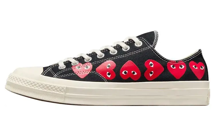 Кеды Chuck Taylor All Star 70 Ox Comme Des Garcons PLAY Multi-Heart Black Converse
Кеды Chuck Taylor All Star 70 Ox Comme Des Garcons PLAY Multi-Heart Black Converse