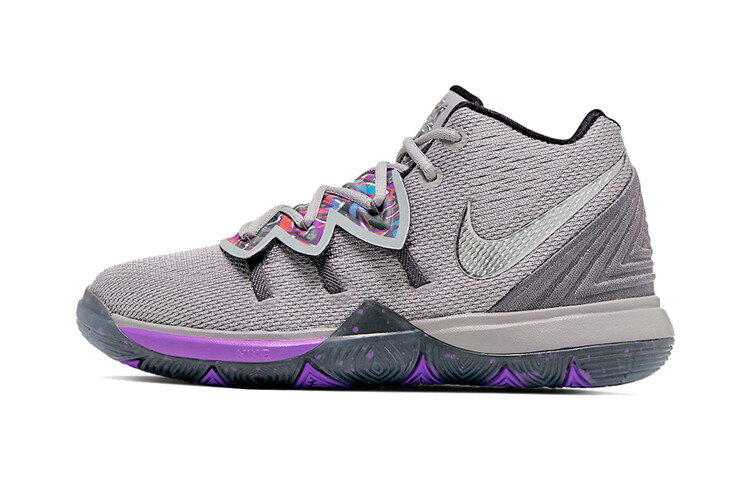 Детские баскетбольные кроссовки Nike Kyrie 5 BP
Детские баскетбольные кроссовки Nike Kyrie 5 BP