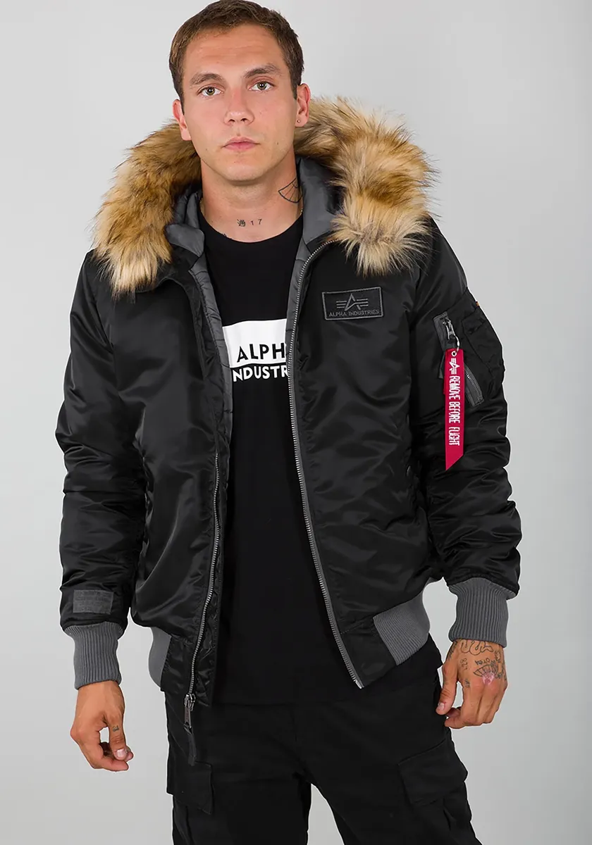 Зимняя куртка Alpha Industries " Alpha Industries Мужчины - Куртки-бомберы MA-1 Hooded CW", черный
Зимняя куртка Alpha Industries " Alpha Industries Мужчины - Куртки-бомберы MA-1 Hooded CW", черный
