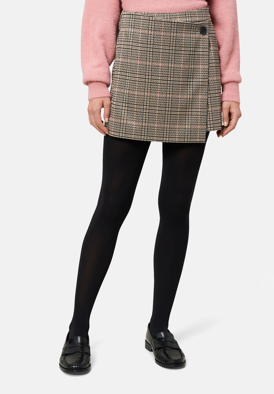 Юбка zero Shorts, Beige/Black/Beige
Юбка zero Shorts, Beige/Black/Beige