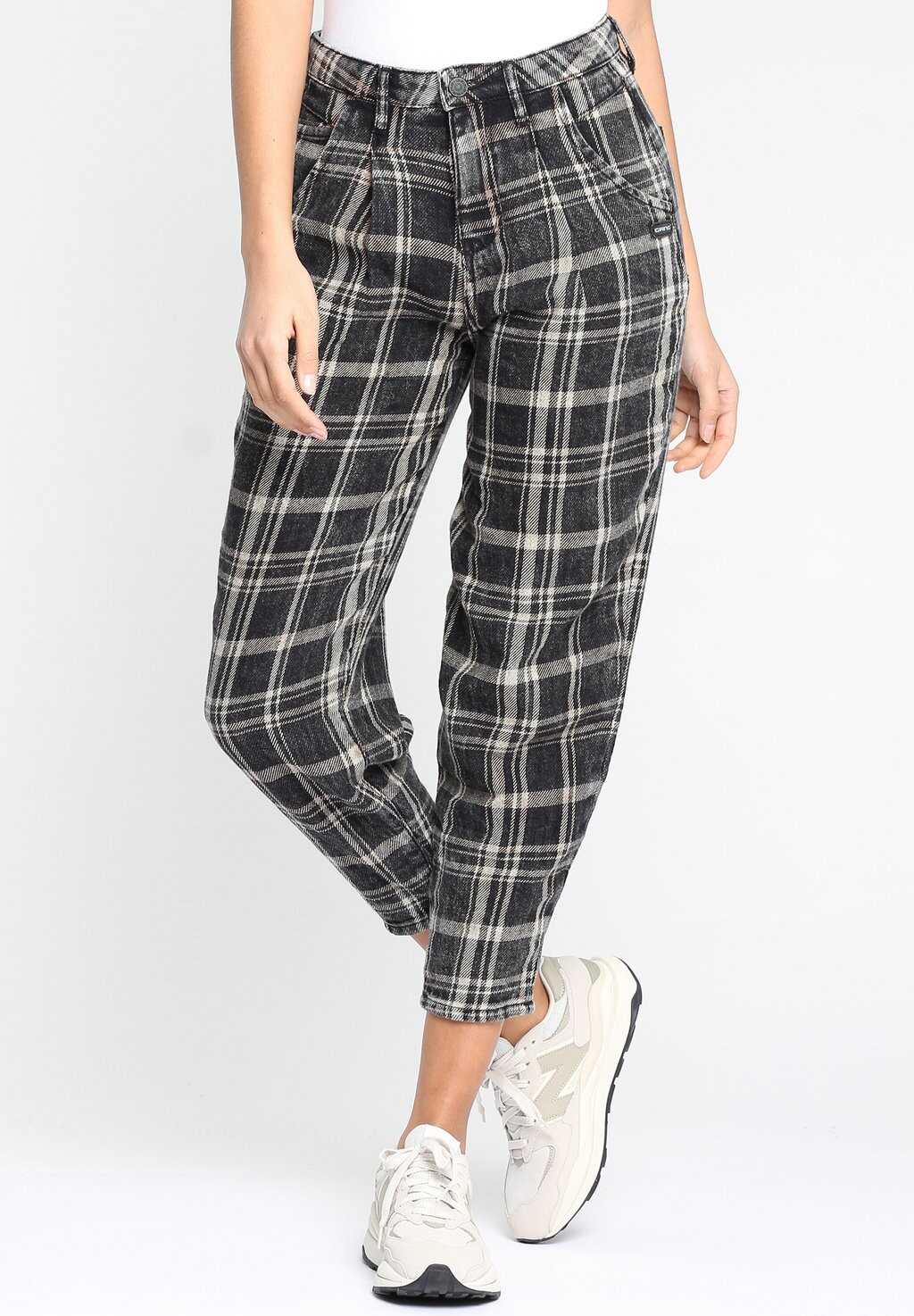 Джинсы зауженного кроя Gang 
Джинсы зауженного кроя Gang