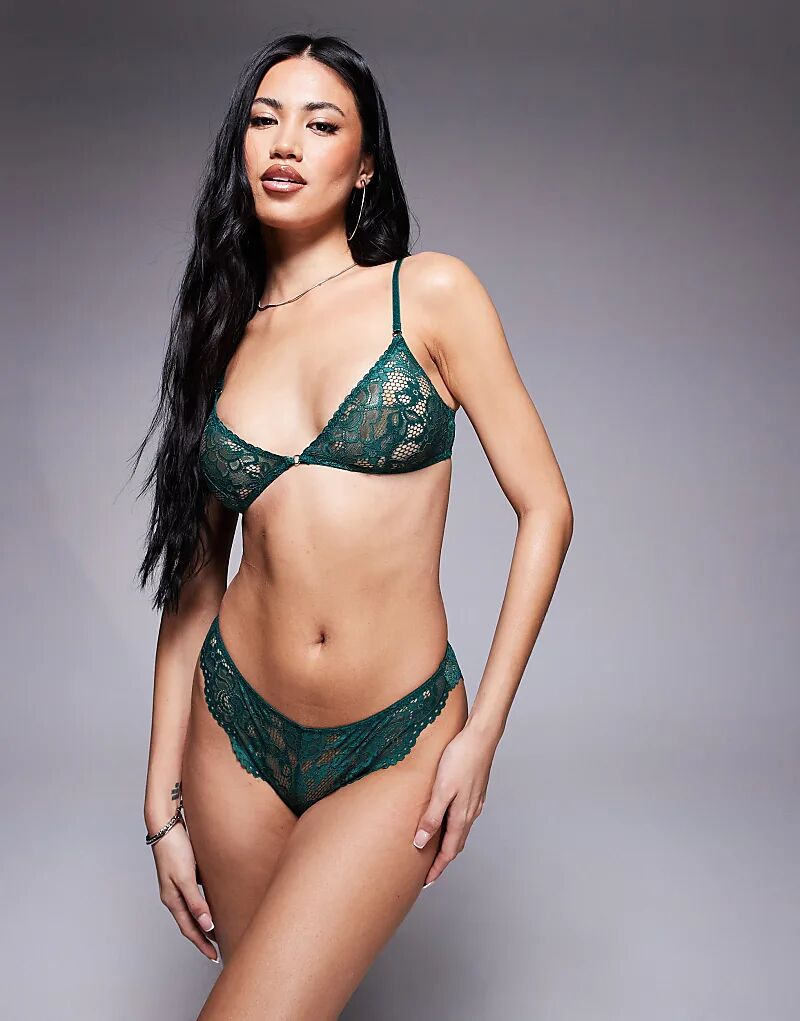 Бразильский комплект нижнего белья Margot с высоким вырезом на бедрах ASOS DESIGN в цвете «лесной зеленый»
Бразильский комплект нижнего белья Margot с высоким вырезом на бедрах ASOS DESIGN в цвете «лесной зеленый»