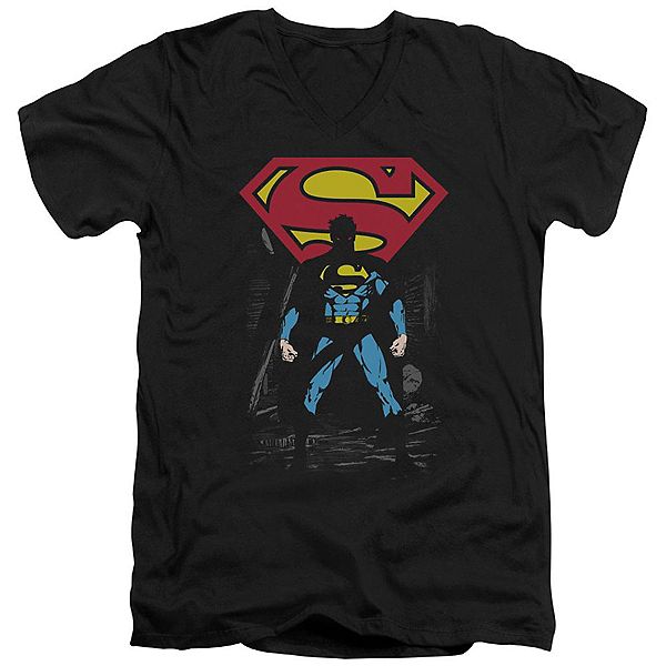 Футболка V-образного выреза Superman Dark Alley Licensed Character
Футболка V-образного выреза Superman Dark Alley Licensed Character