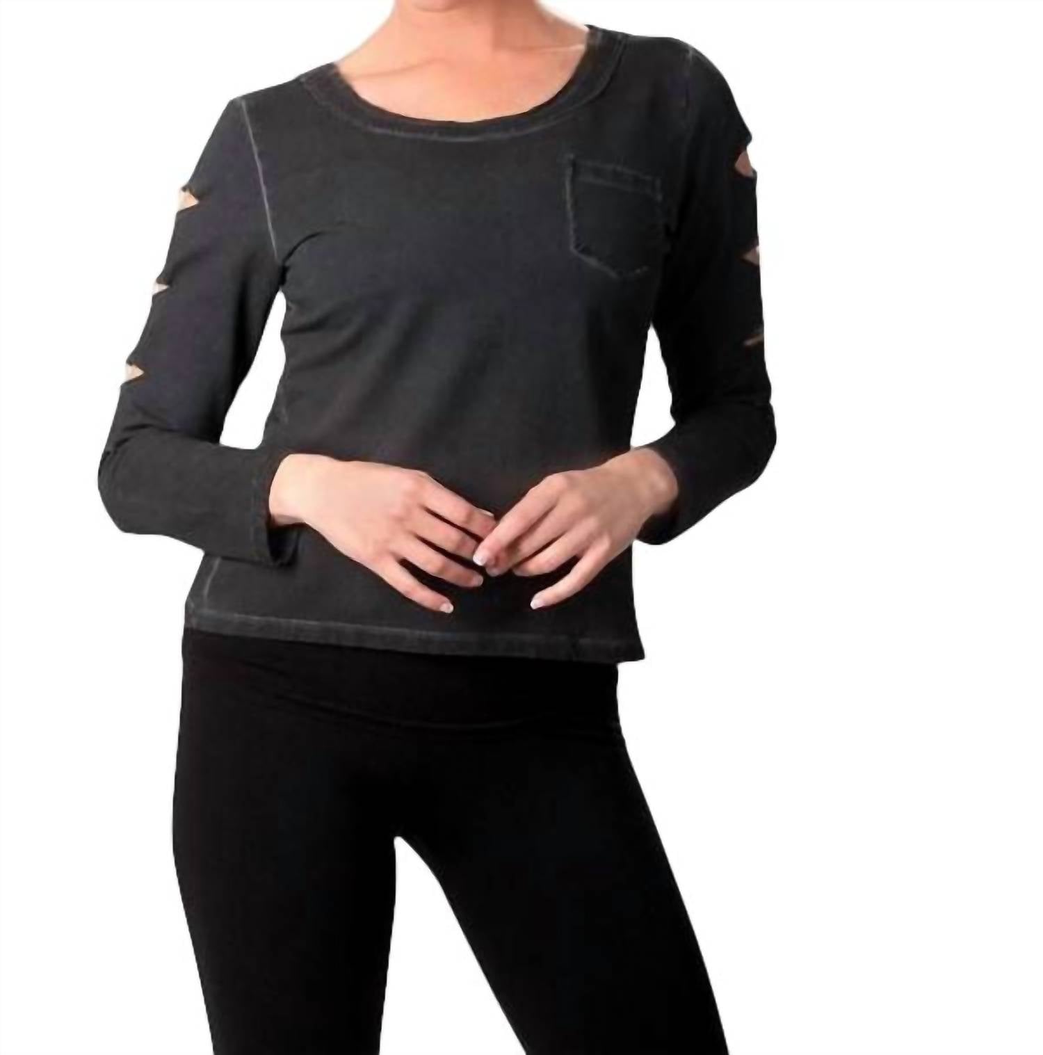 Топ с круглым вырезом и потертостями серого цвета ANGEL
Топ с круглым вырезом и потертостями серого цвета ANGEL