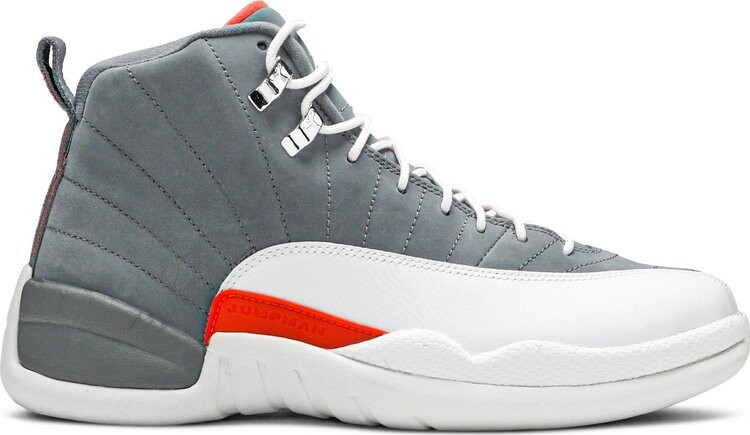 Кроссовки Air Jordan 12 Retro Cool Grey, серый
Кроссовки Air Jordan 12 Retro Cool Grey, серый