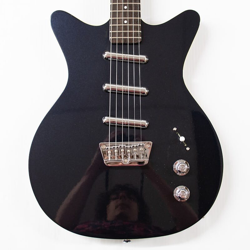 Электрогитара Danelectro '59 Triple Divine Electric Guitar - Blue Metallic
Электрогитара Danelectro '59 Triple Divine Electric Guitar - Blue Metallic