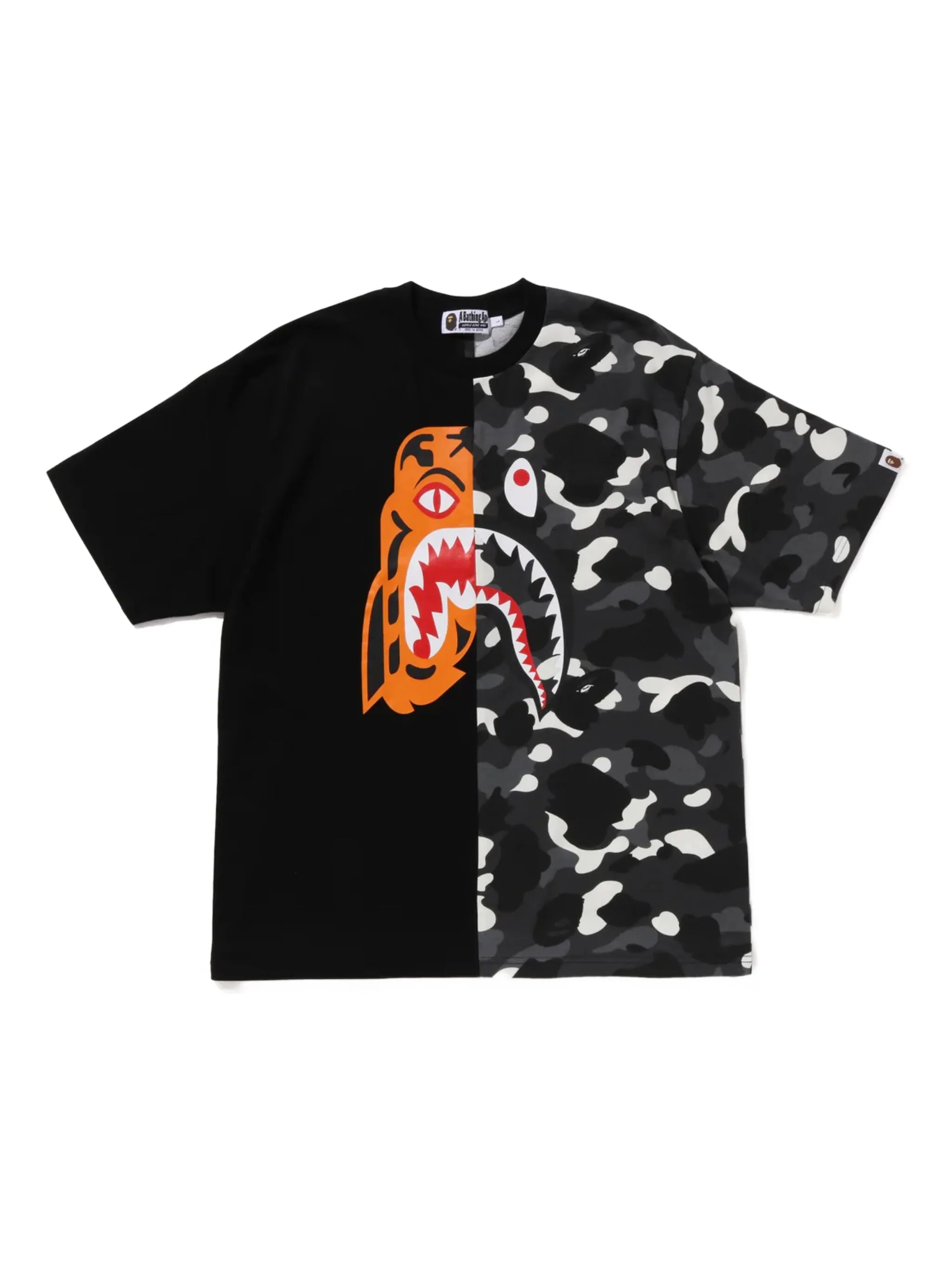 Футболка с принтом Tiger Shark A Bathing Ape, черный
Футболка с принтом Tiger Shark A Bathing Ape, черный