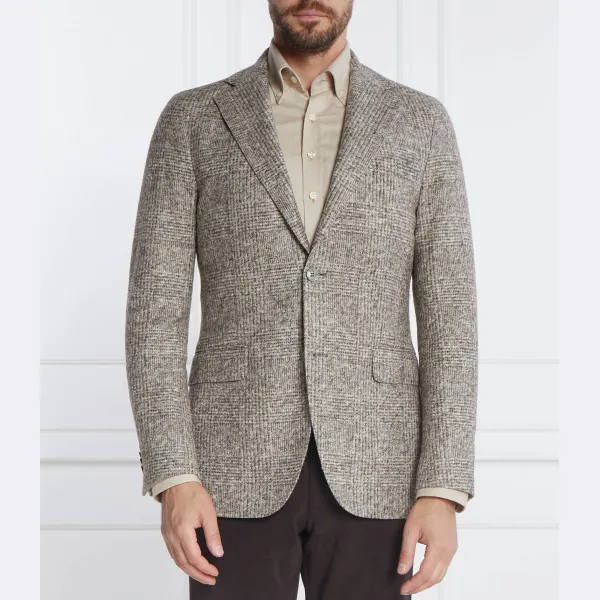 Элегантный пиджак Ego классического кроя Oscar Jacobson, бежевый
Элегантный пиджак Ego классического кроя Oscar Jacobson, бежевый