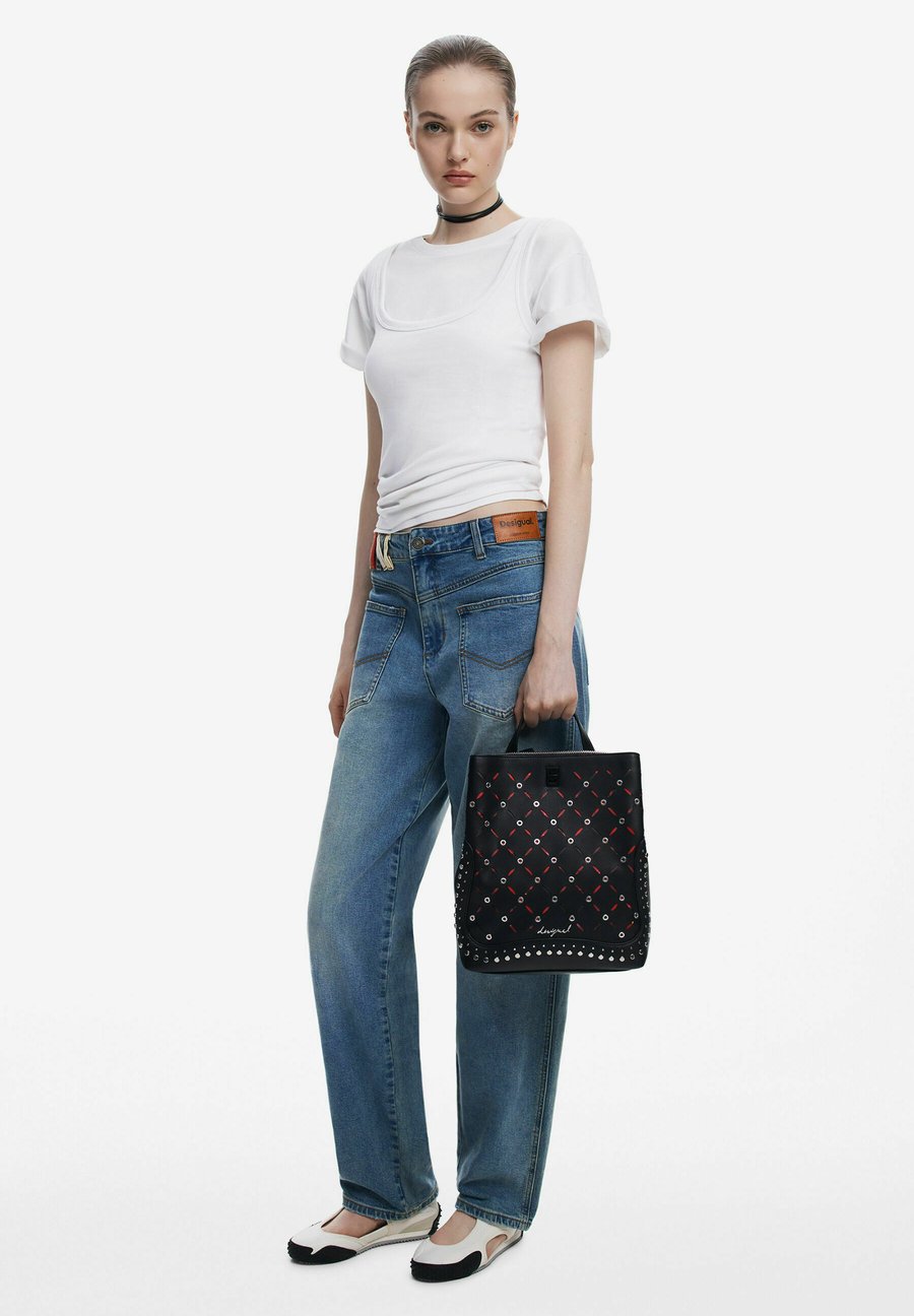 Рюкзак Desigual Rucksack, Black
Рюкзак Desigual Rucksack, Black