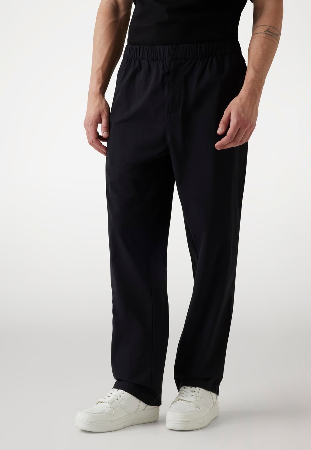 Брюки RIPSTOP REGULAR FIT Guess, черный
Брюки RIPSTOP REGULAR FIT Guess, черный