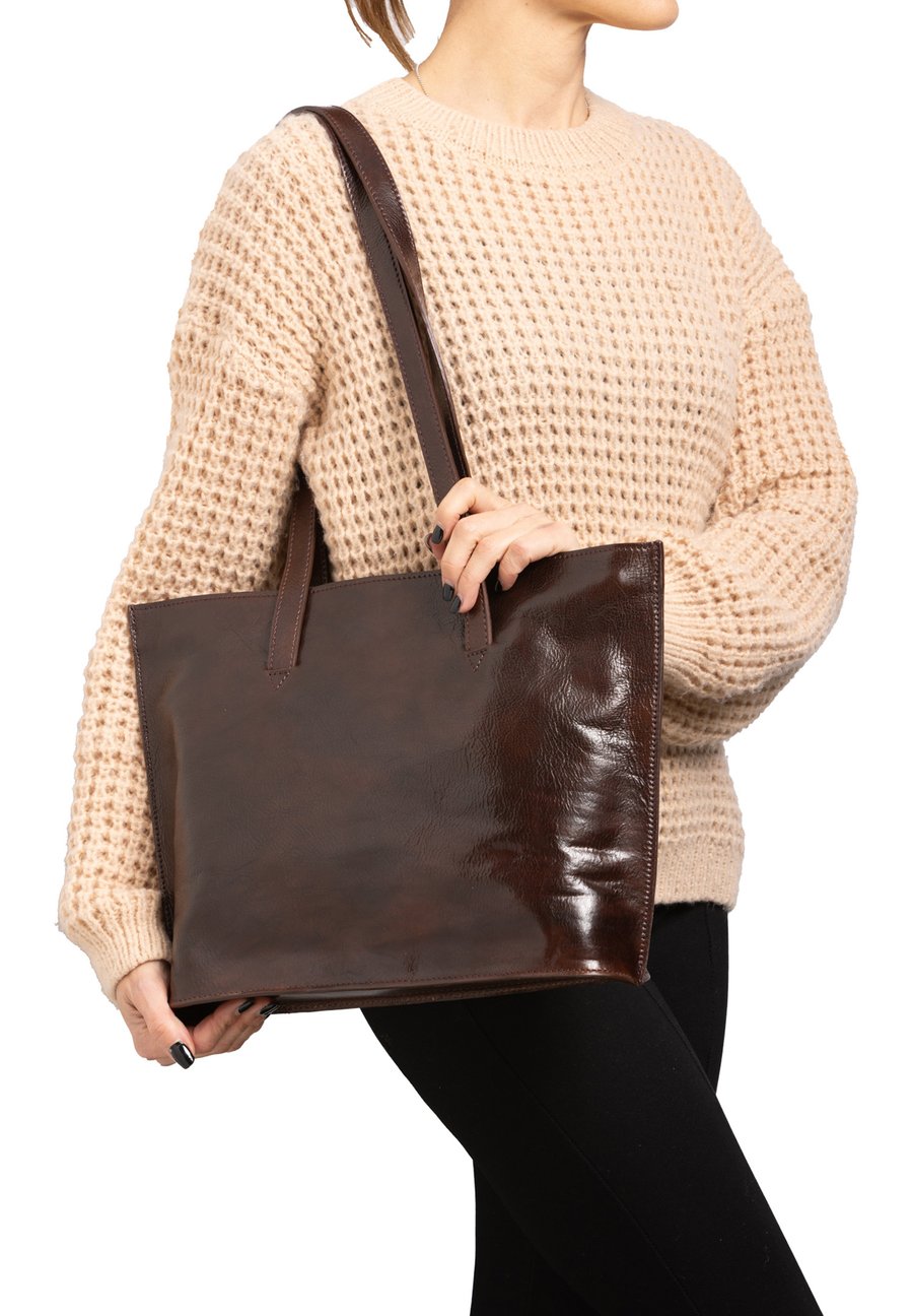 Сумка Chiara Ferretti SHOULDER, Dark Brown
Сумка Chiara Ferretti SHOULDER, Dark Brown