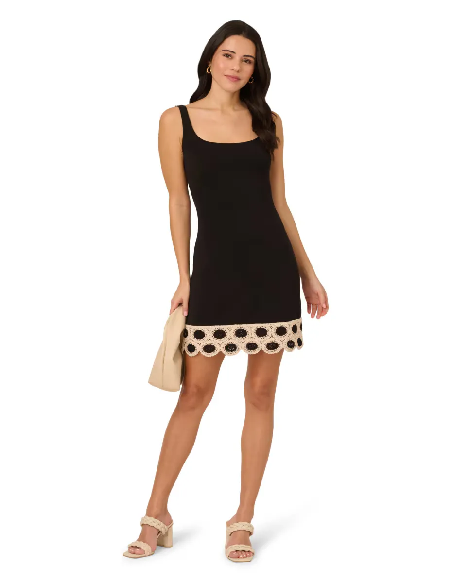 Короткое платье с кружевом и бретелями Adrianna Papell, черный
Короткое платье с кружевом и бретелями Adrianna Papell, черный