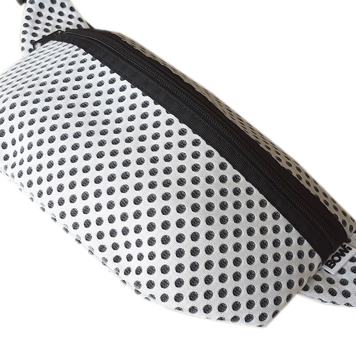 Поясная сумка в горошек женская Bowi, белый
Поясная сумка в горошек женская Bowi, белый