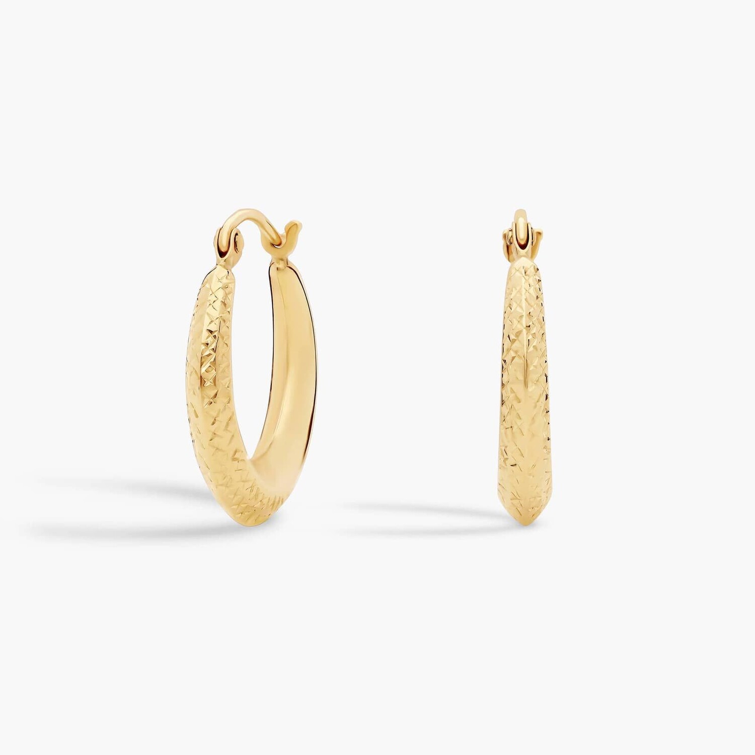 Текстурированные градуированные серьги-кольца из 14-каратного желтого золота Blue Nile
Текстурированные градуированные серьги-кольца из 14-каратного желтого золота Blue Nile