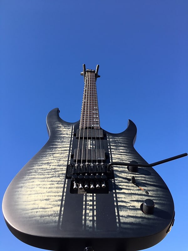 Электрогитара Schecter DIAMOND SERIES Banshee GT FR Satin Charcoal Burst 6-String Electric Guitar
Электрогитара Schecter DIAMOND SERIES Banshee GT FR Satin Charcoal Burst 6-String Electric Guitar