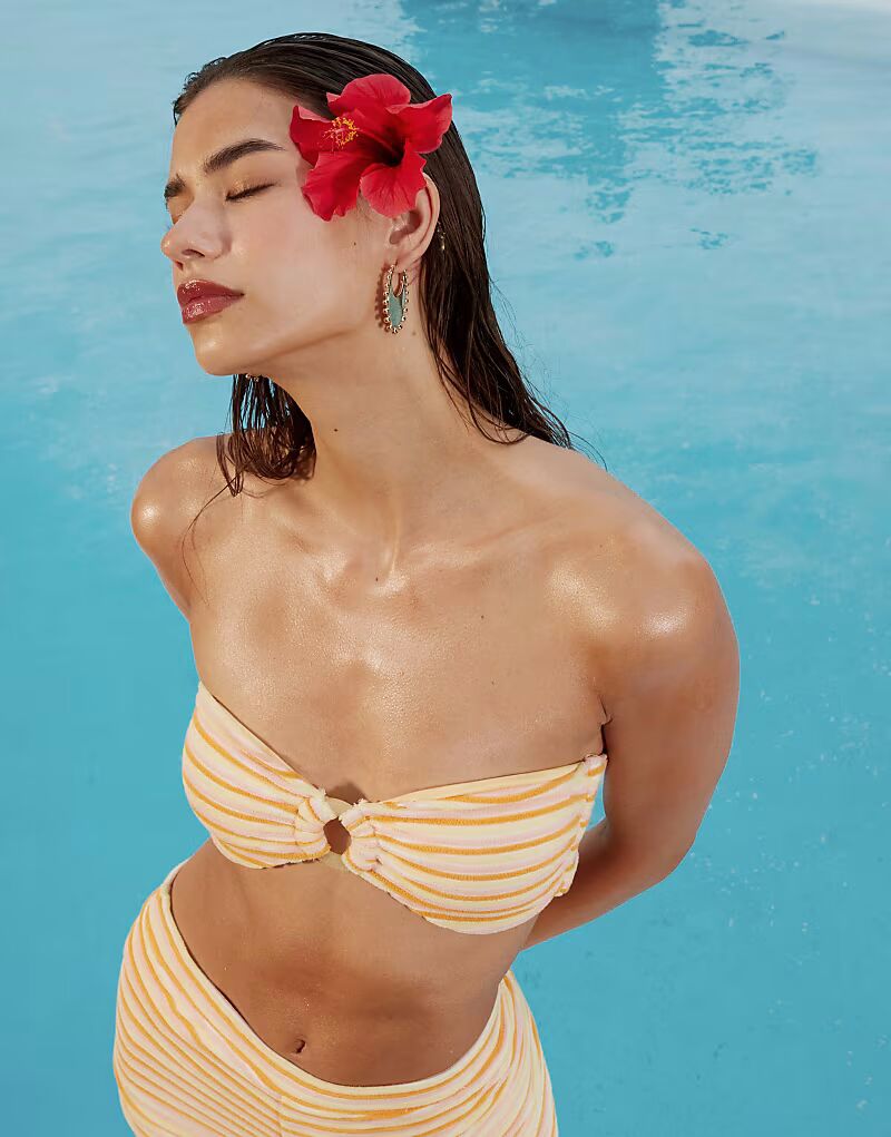 Бюстгальтер-бандо Dippin Daisys с кольцом в шлепанцах Dippin' Daisy'S
Бюстгальтер-бандо Dippin Daisys с кольцом в шлепанцах Dippin' Daisy'S