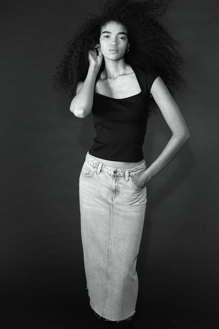 Джинсовая юбка H&M, серый
Джинсовая юбка H&M, серый