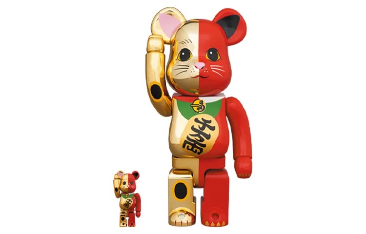 Виниловая фигурка Be@rbrick Maneki Neko, 30 см + 7 см
Виниловая фигурка Be@rbrick Maneki Neko, 30 см + 7 см