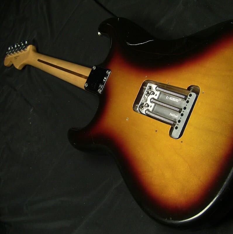 Резонатор Fender Claw Loc от L-Guitar, тон тремоло и набор для настройки хот-рода! Claw Loc Resonator
Резонатор Fender Claw Loc от L-Guitar, тон тремоло и набор для настройки хот-рода! Claw Loc Resonator