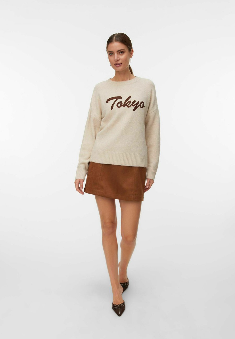 Джемпер Vero Moda VMBOOM LS O-NECK TEXT, Silver Mink/Sand
Джемпер Vero Moda VMBOOM LS O-NECK TEXT, Silver Mink/Sand