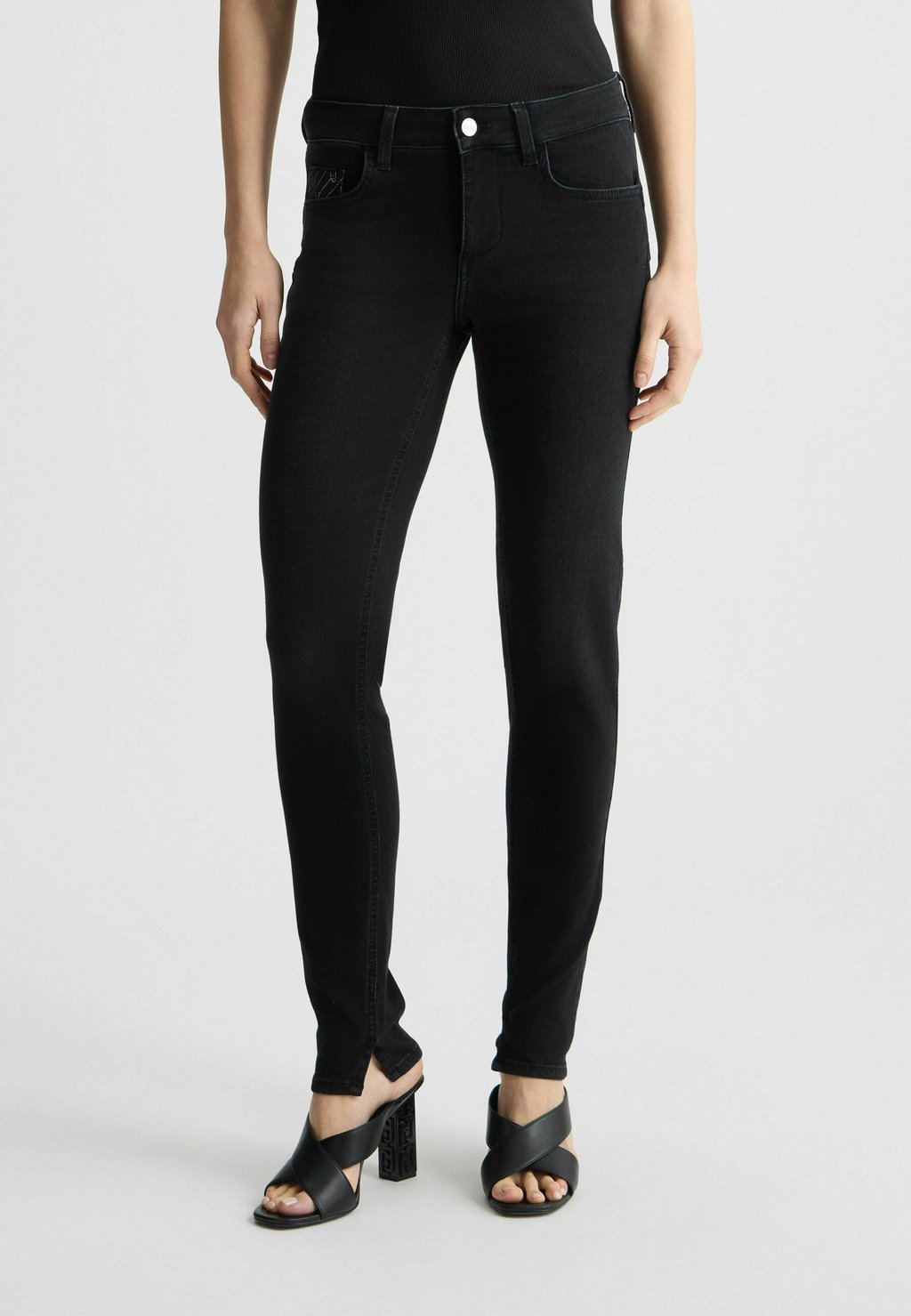 Джинсы облегающего кроя FABULOUS LIU JO, деним
Джинсы облегающего кроя FABULOUS LIU JO, деним