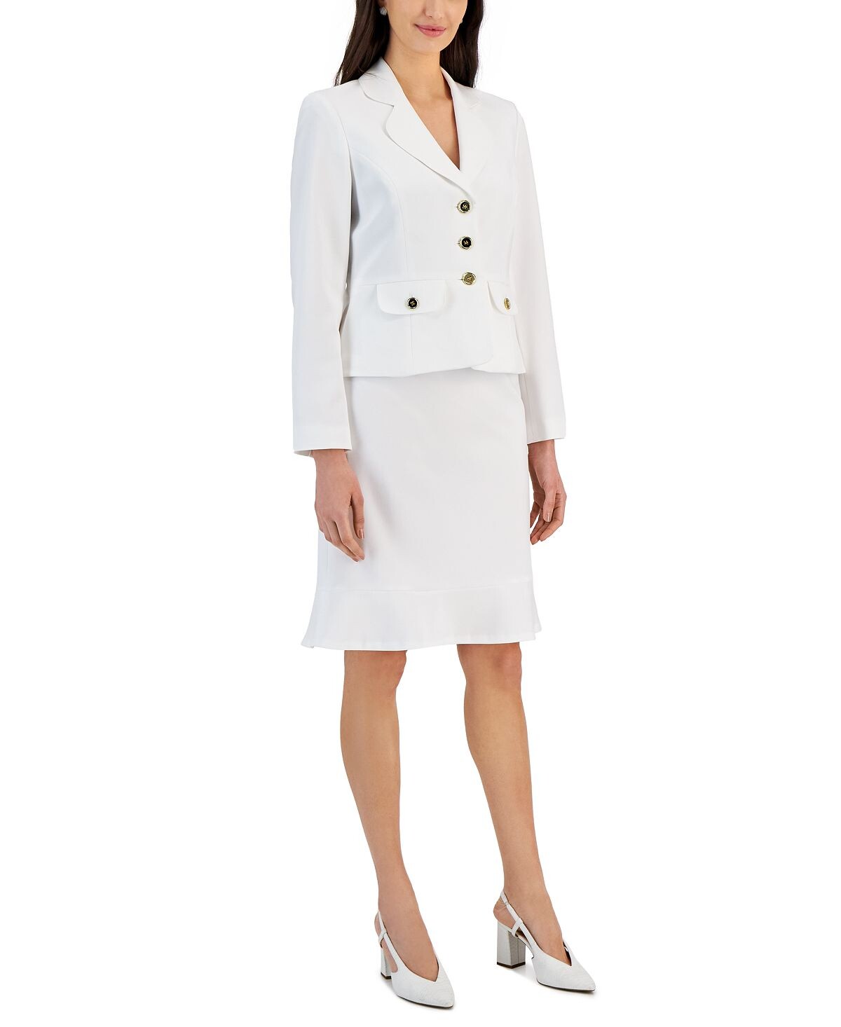 Жакет на трех пуговицах и юбка с воланами, стандартные и миниатюрные Le Suit
Жакет на трех пуговицах и юбка с воланами, стандартные и миниатюрные Le Suit