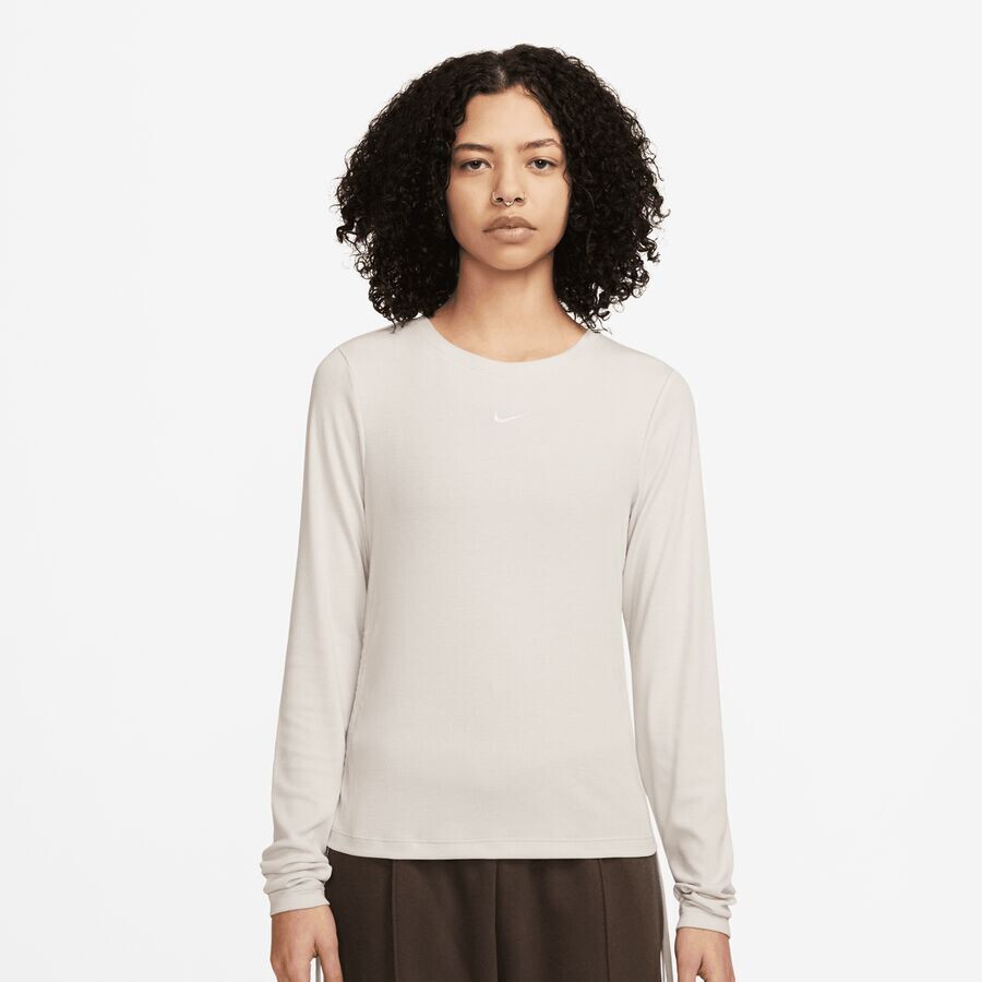 Лонгслив Sportswear Essential Rib Longsleeve Mod Crop Top NIKE, цвет lt orewood brn/sail
Лонгслив Sportswear Essential Rib Longsleeve Mod Crop Top NIKE, цвет lt orewood brn/sail