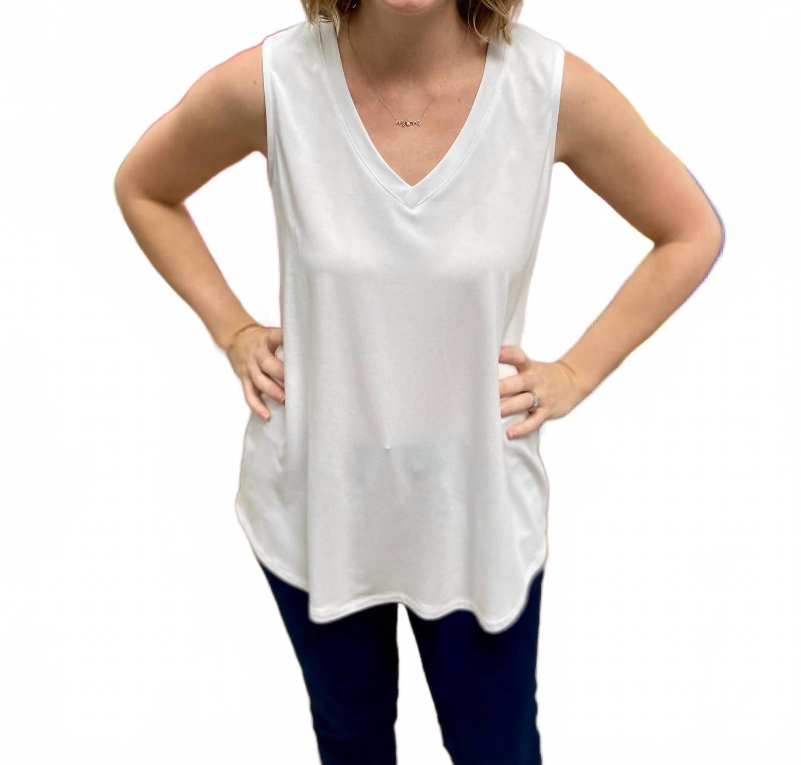 Белая реверсивная майка на бретелях PURE essence
Белая реверсивная майка на бретелях PURE essence