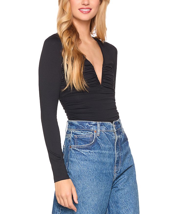 Топ с длинными рукавами V-образной формы Susana Monaco, черный 
Топ с длинными рукавами V-образной формы Susana Monaco, черный