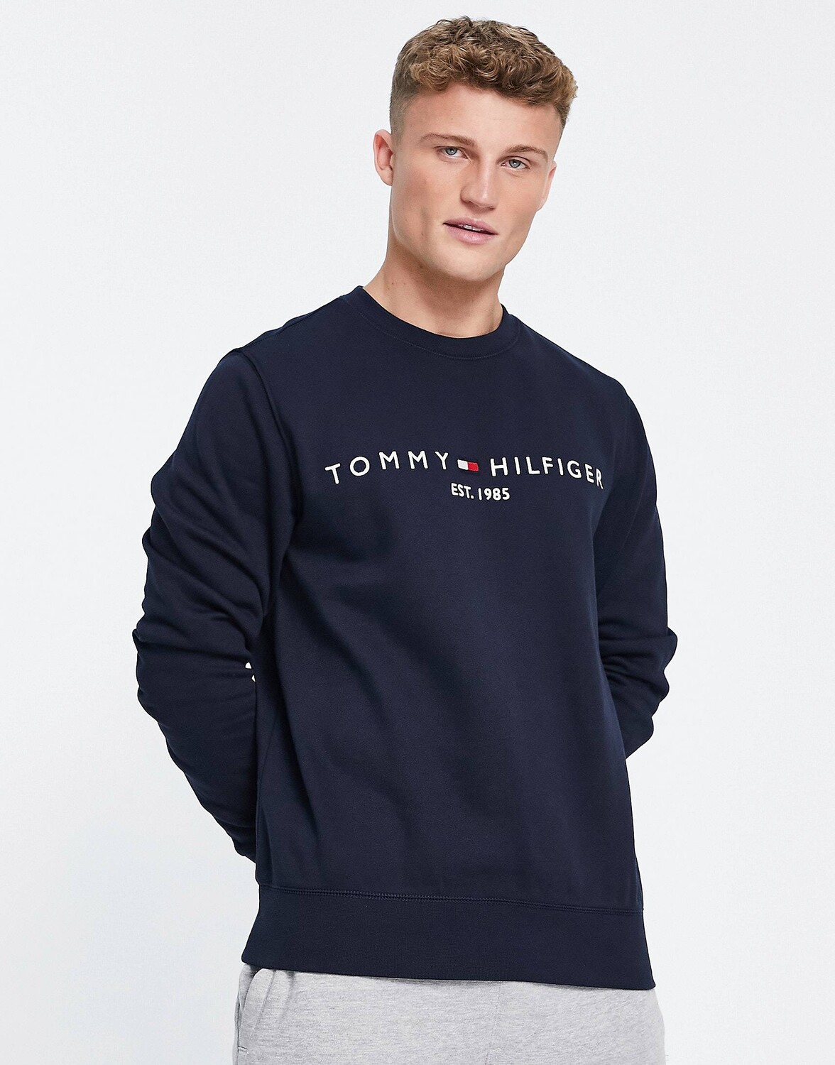 Темно-синяя толстовка с вышитым логотипом Tommy Hilfiger, Синий, Темно-синяя толстовка с вышитым логотипом Tommy Hilfiger
Темно-синяя толстовка с вышитым логотипом Tommy Hilfiger, Синий, Темно-синяя толстовка с вышитым логотипом Tommy Hilfiger
