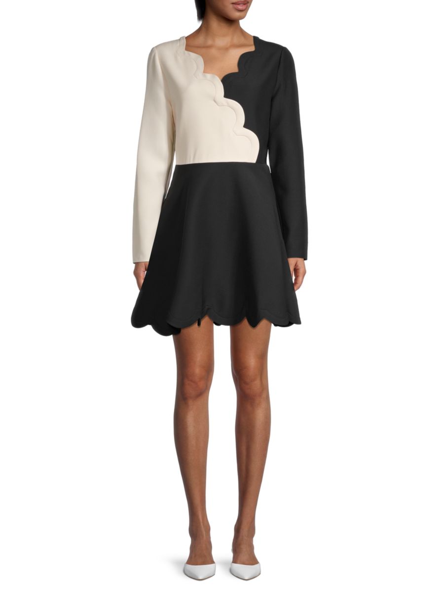 Платье-клеш с длинными рукавами и цветными блоками Valentino, цвет Nero Avori
Платье-клеш с длинными рукавами и цветными блоками Valentino, цвет Nero Avori