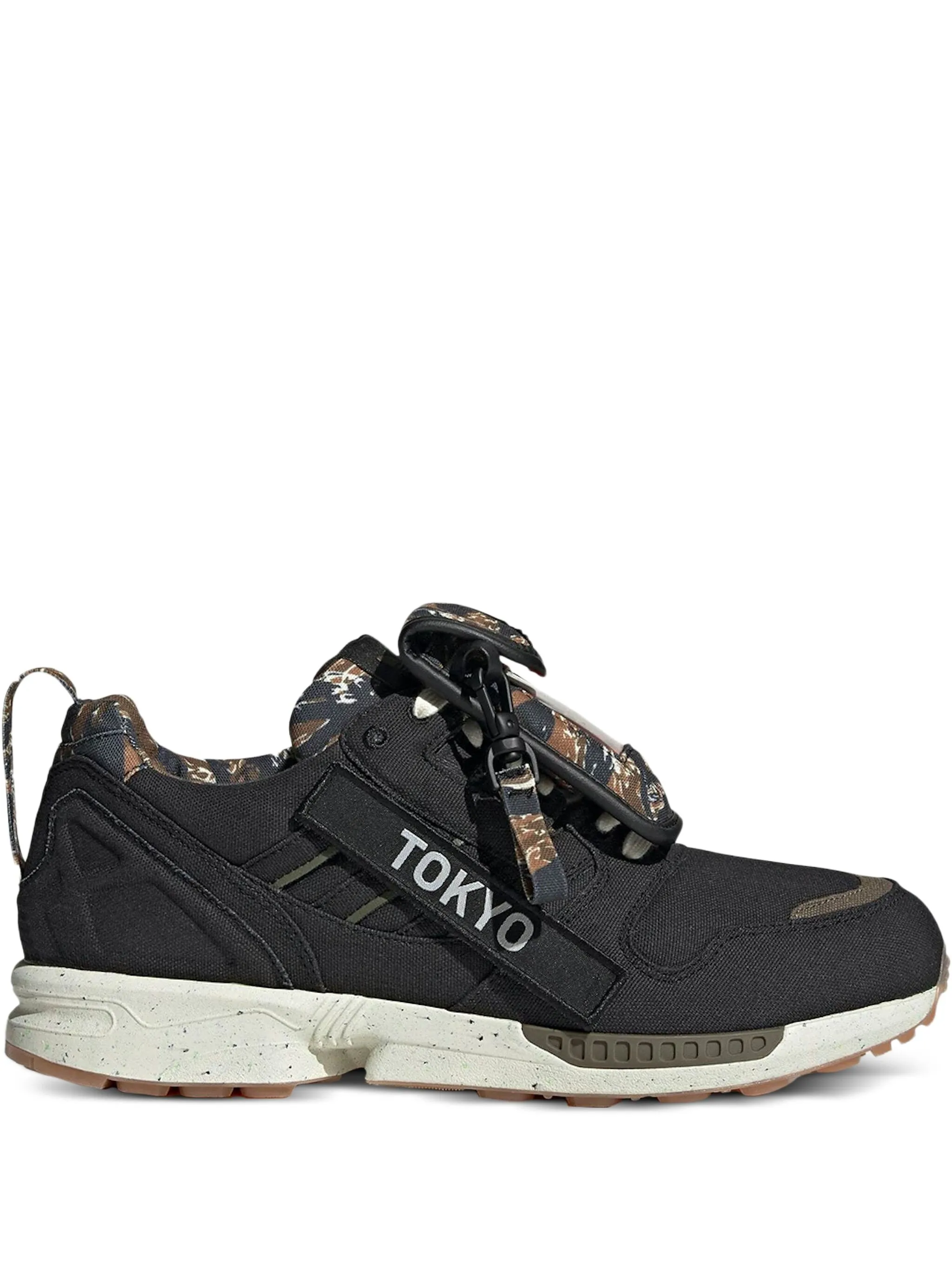 Кроссовки ZX 8000 Out There (APAC) Adidas, черный
Кроссовки ZX 8000 Out There (APAC) Adidas, черный