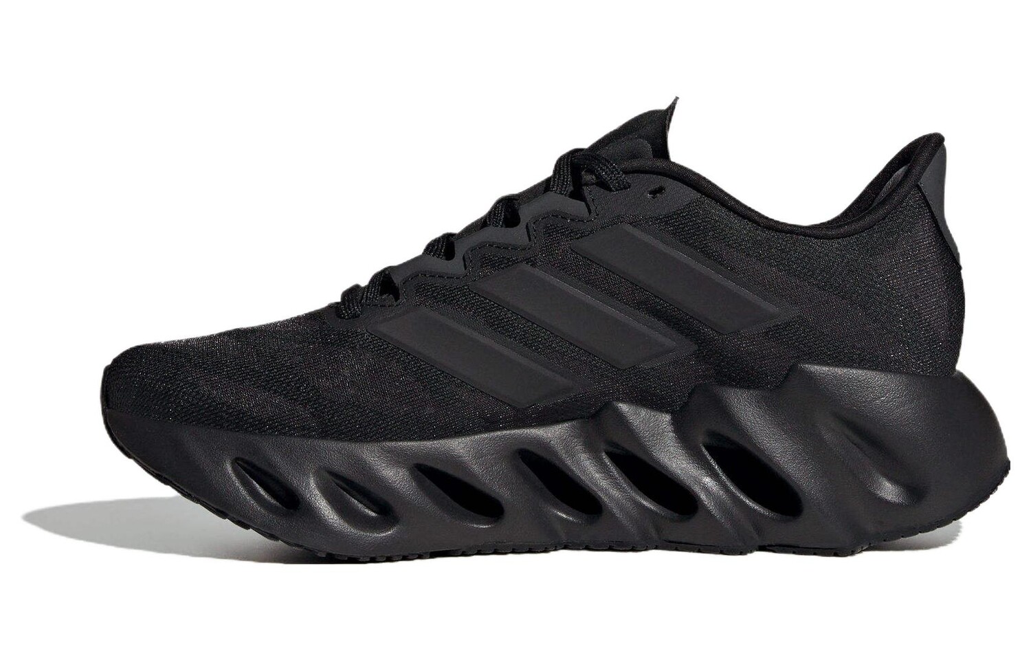 Кроссовки adidas Switch FWD Black Carbon Women's, черный
Кроссовки adidas Switch FWD Black Carbon Women's, черный