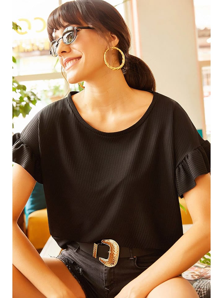 Футболка trendyol, черный
Футболка trendyol, черный