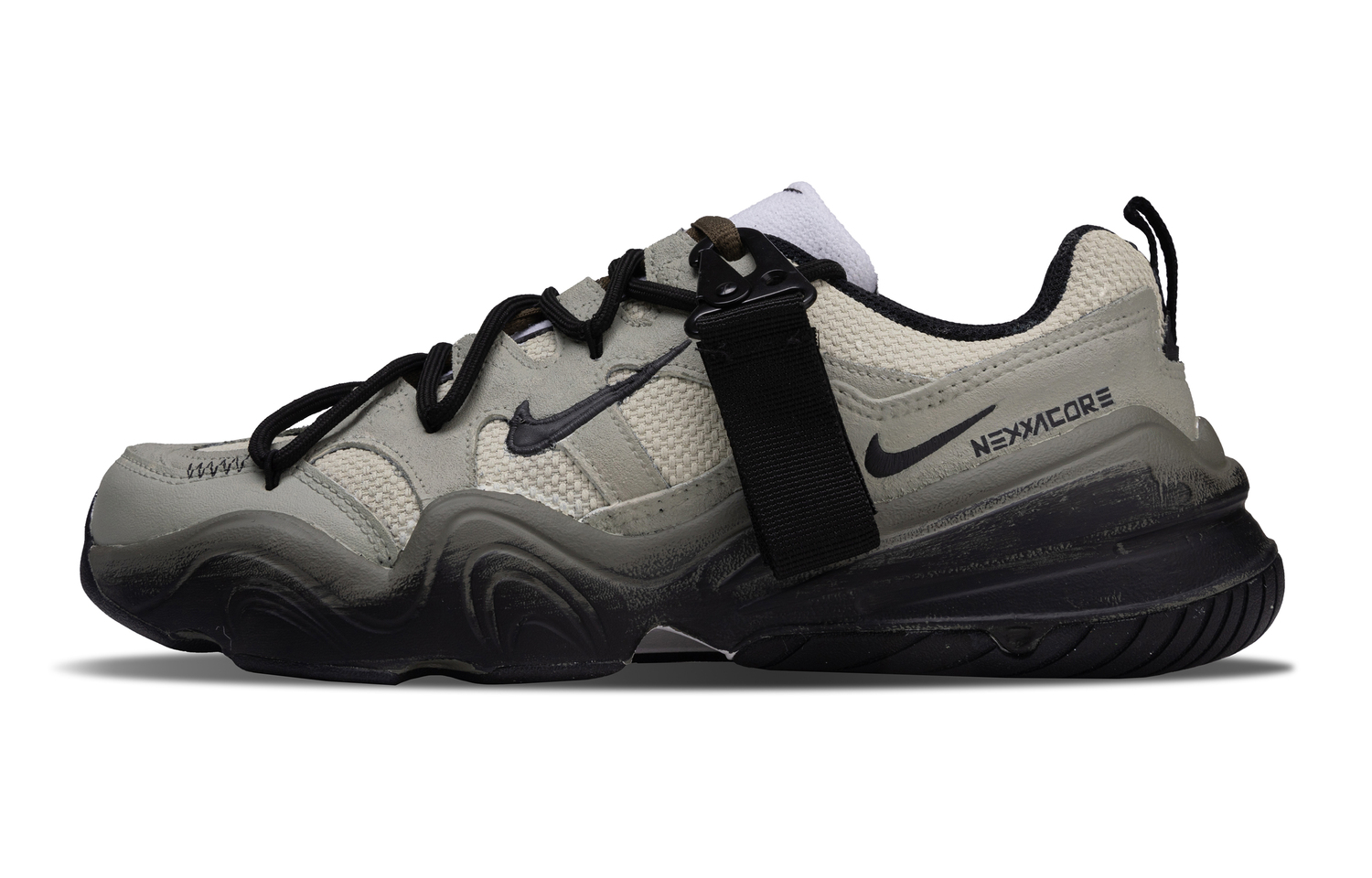 Техническая Hera устойчивые к истиранию низкие кеды унисекс Nike, черный/зеленый
Техническая Hera устойчивые к истиранию низкие кеды унисекс Nike, черный/зеленый