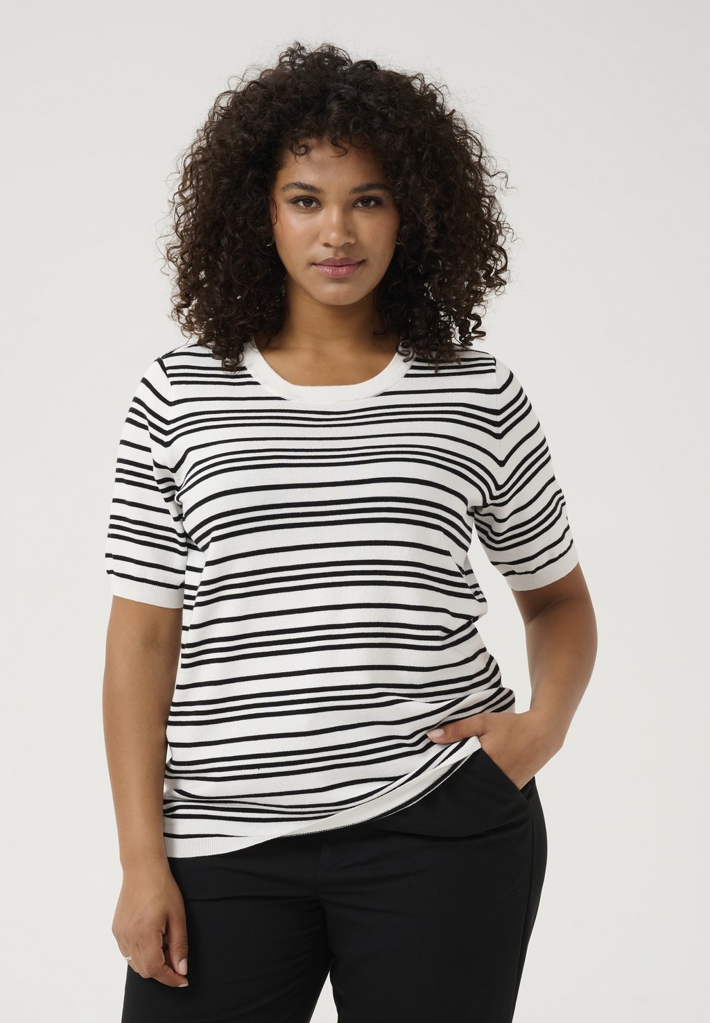 Футболка с принтом KCLIZZY Kaffe Curve, слоновая кость, Бежевый, Футболка с принтом KCLIZZY Kaffe Curve, слоновая кость
Футболка с принтом KCLIZZY Kaffe Curve, слоновая кость, Бежевый, Футболка с принтом KCLIZZY Kaffe Curve, слоновая кость