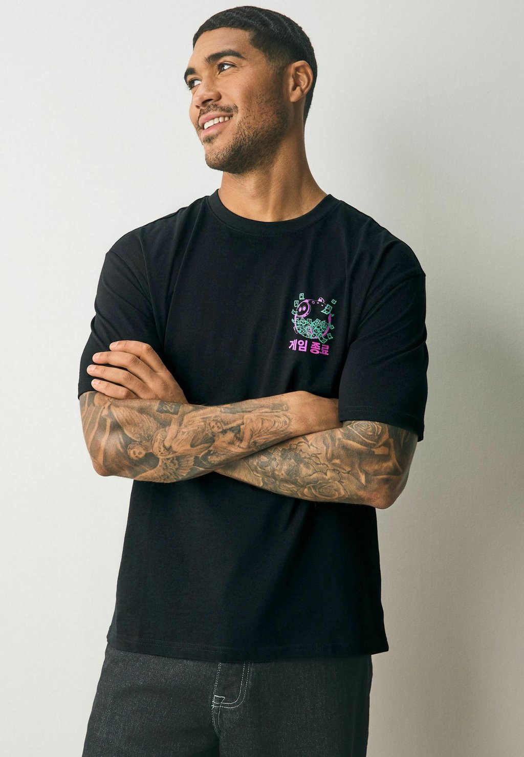 Футболка с принтом REGULAR FIT - SQUID GAME Next, черный
Футболка с принтом REGULAR FIT - SQUID GAME Next, черный