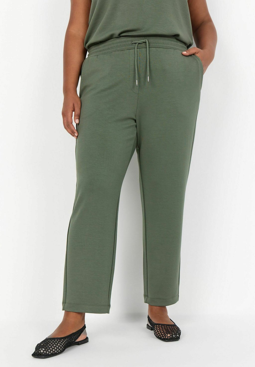 Спортивные штаны WA-SABINA 31 Wasabi Concept, зеленый
Спортивные штаны WA-SABINA 31 Wasabi Concept, зеленый