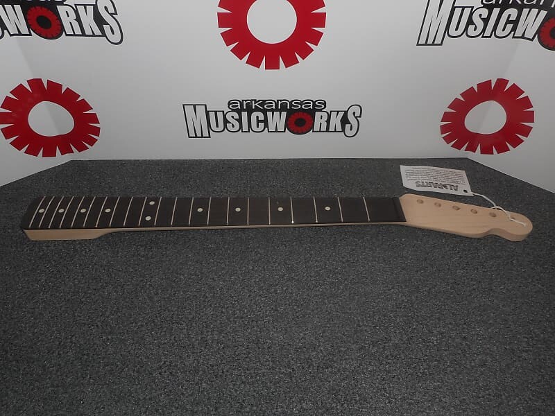 Теле-гриф Allparts Fender Licensed, клен, гриф из черного дерева - #TEO
Теле-гриф Allparts Fender Licensed, клен, гриф из черного дерева - #TEO