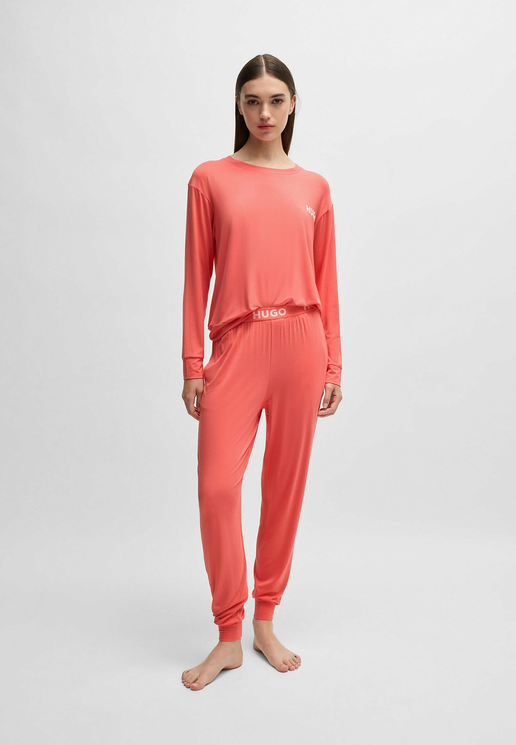 Верх пижамы UNITE HUGO, светло-красный
Верх пижамы UNITE HUGO, светло-красный