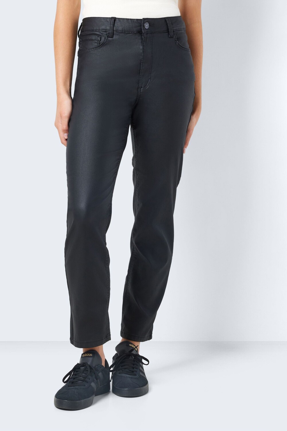 Джинсы Noisy May с завышенной талией и покрытием NOISY MAY, черный
Джинсы Noisy May с завышенной талией и покрытием NOISY MAY, черный