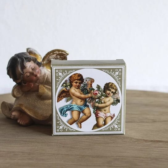 Мыло Essencias de Portugal Anjos красное фруктовое 50 г, L&L LongLife
Мыло Essencias de Portugal Anjos красное фруктовое 50 г, L&L LongLife