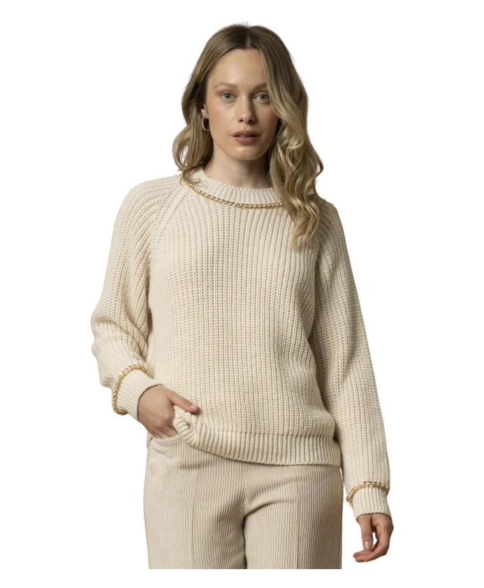 Свитер с длинными рукавами, украшенными драгоценными камнями. Kocca, белый
Свитер с длинными рукавами, украшенными драгоценными камнями. Kocca, белый