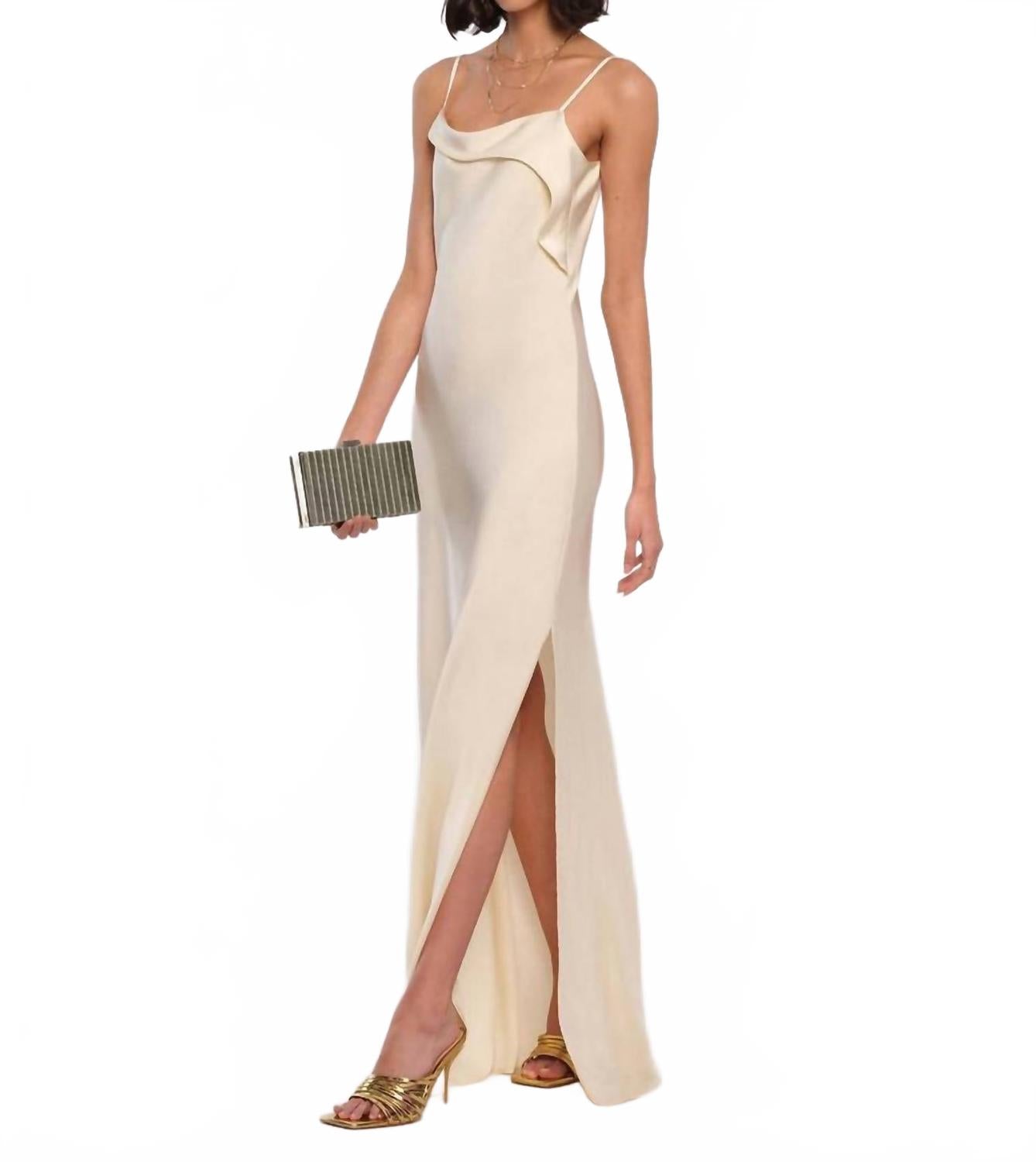 Платье макси Isla в цвете слоновая кость Heartloom
Платье макси Isla в цвете слоновая кость Heartloom