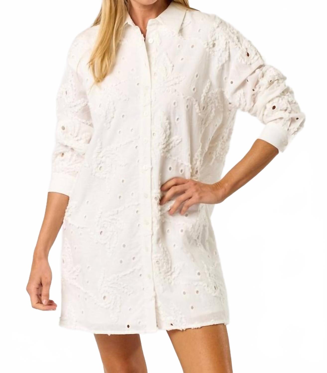 Lalavon Текстурированное платье-рубашка на пуговицах белого цвета
Lalavon Текстурированное платье-рубашка на пуговицах белого цвета