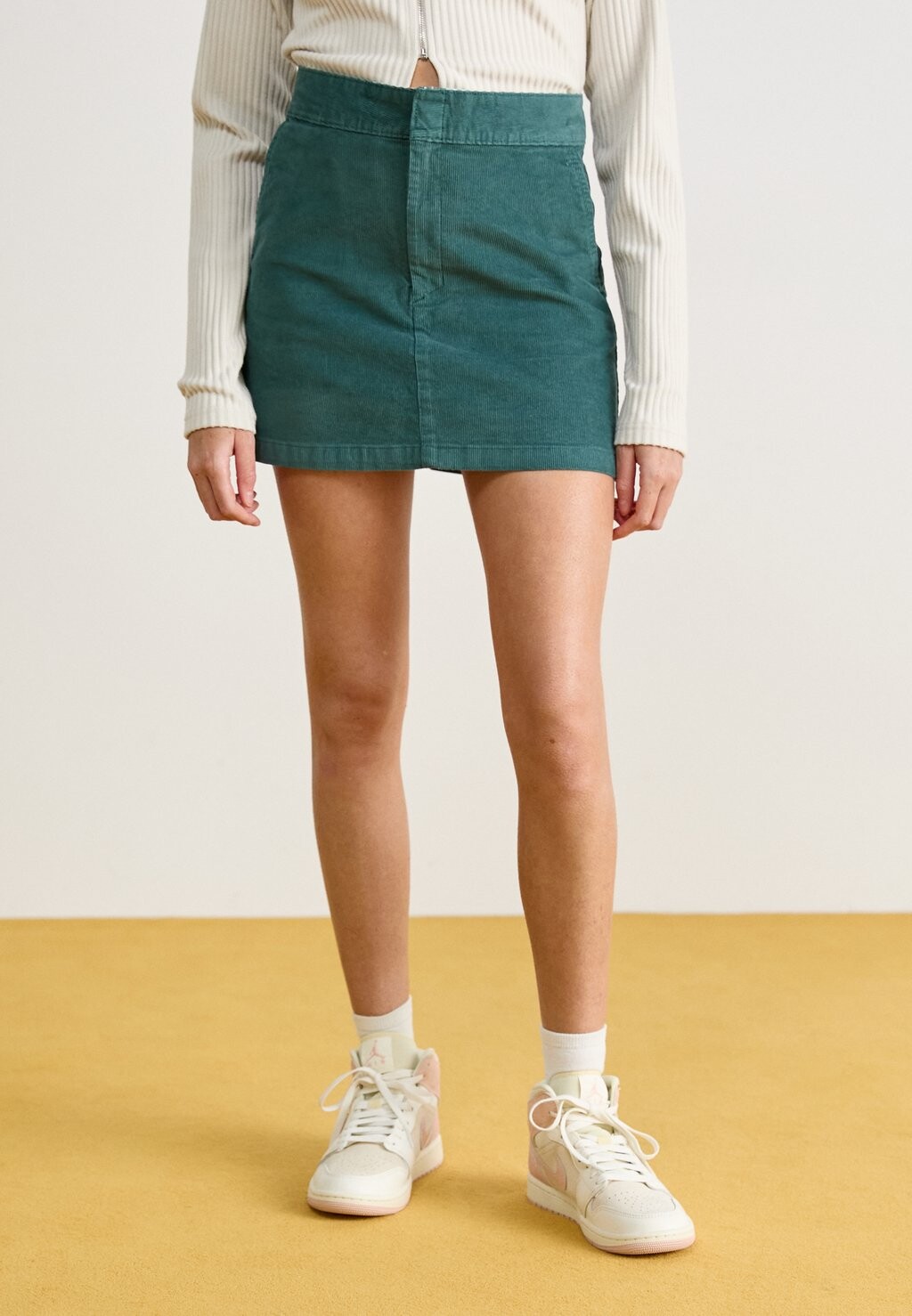 Мини-юбка SEASONAL SKIRT Dickies, темно-зеленый
Мини-юбка SEASONAL SKIRT Dickies, темно-зеленый