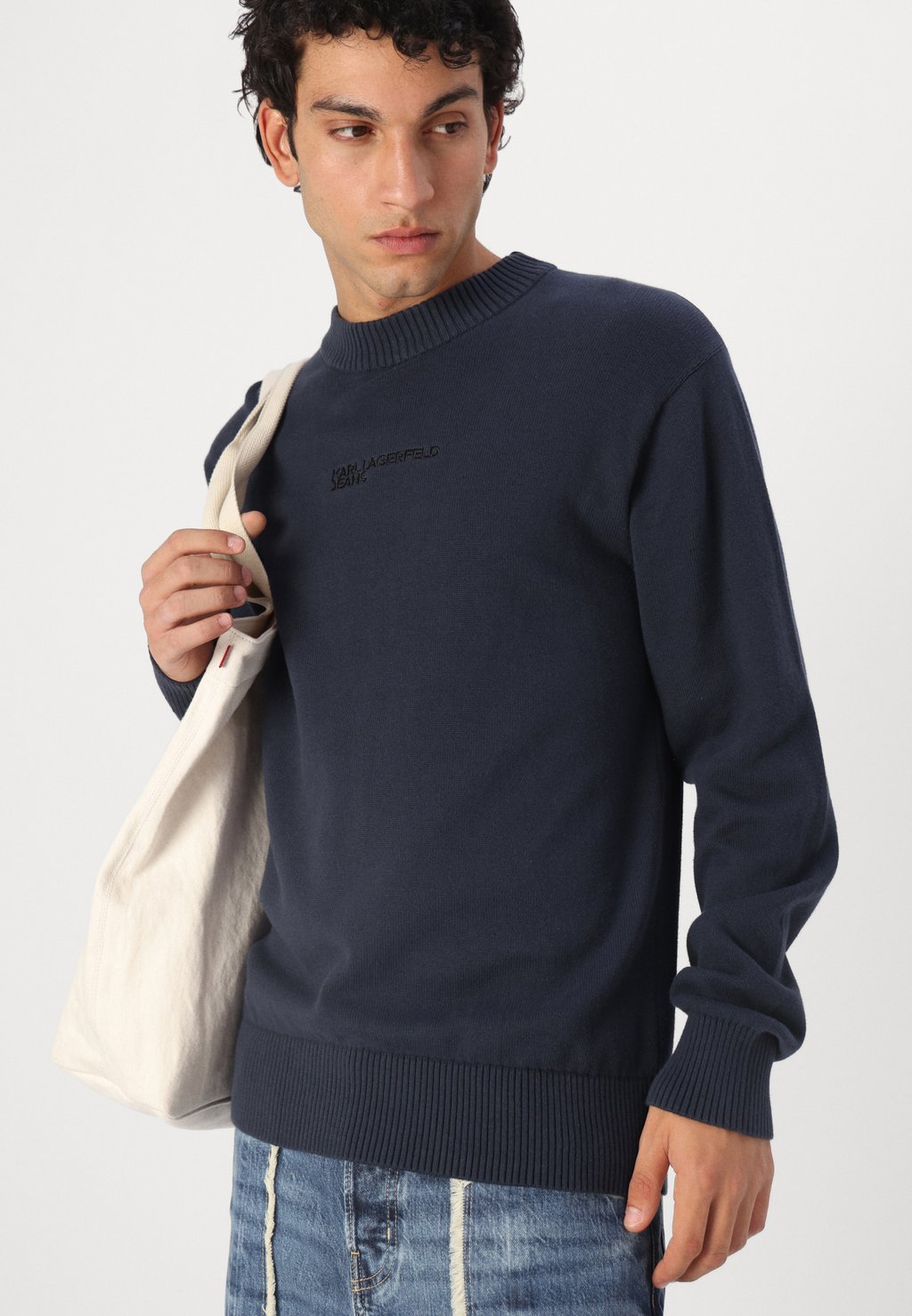 Джемпер LOGO Karl Lagerfeld Jeans, темно-зеленый
Джемпер LOGO Karl Lagerfeld Jeans, темно-зеленый