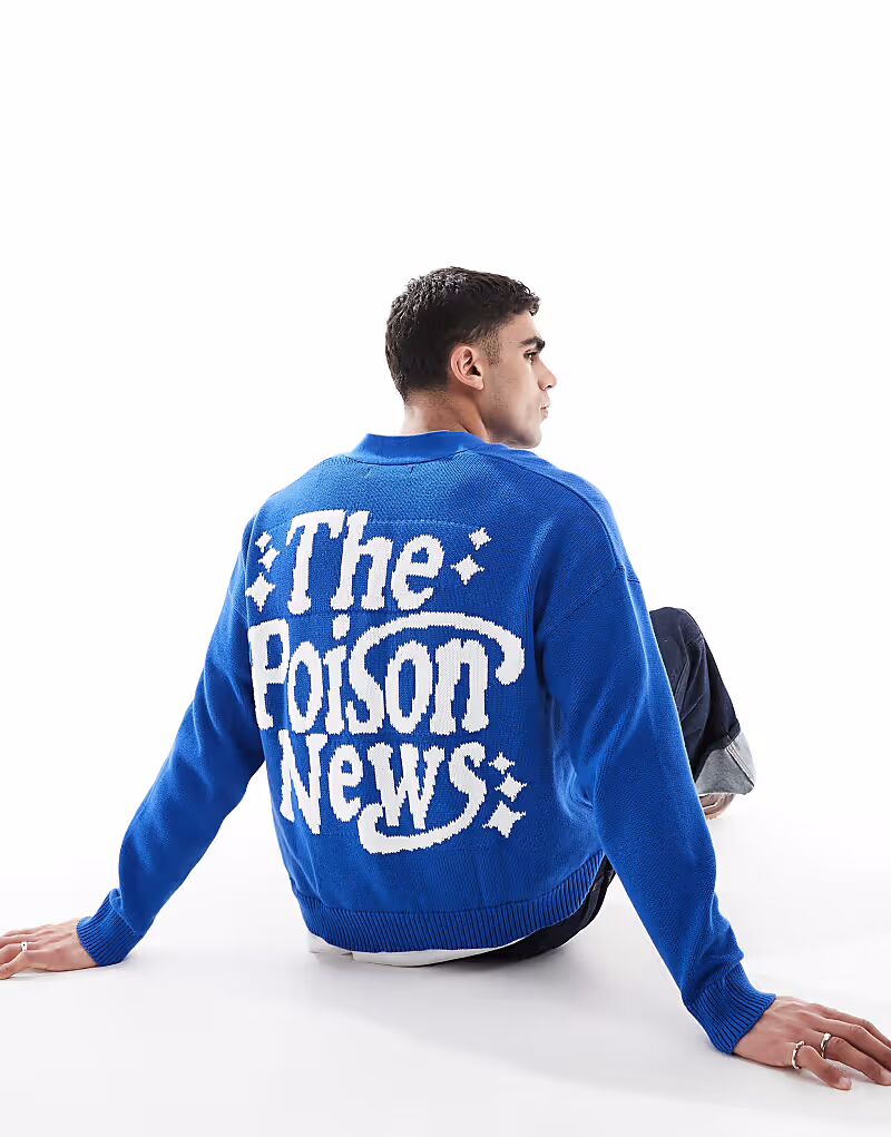 Кардиган Pull&Bear с принтом на спинке синего цвета
Кардиган Pull&Bear с принтом на спинке синего цвета